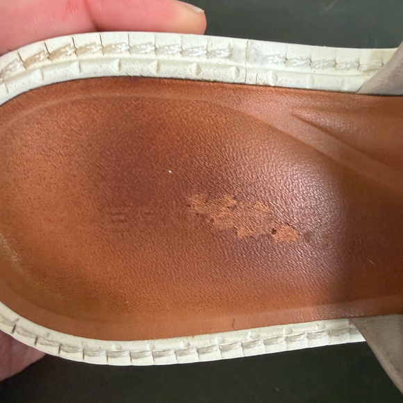 Robert Clergerie Women’s Euro 38 tan & beige leather comfort designer slides - Picture 10 of 12